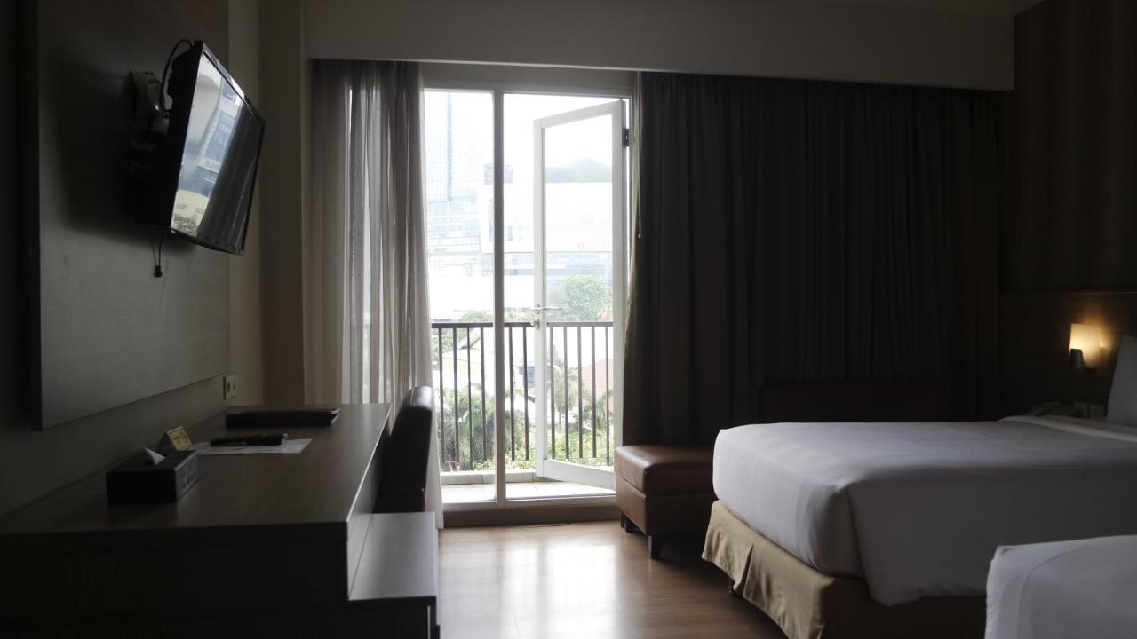 艾亚柯套房酒店 雅加达 外观 照片